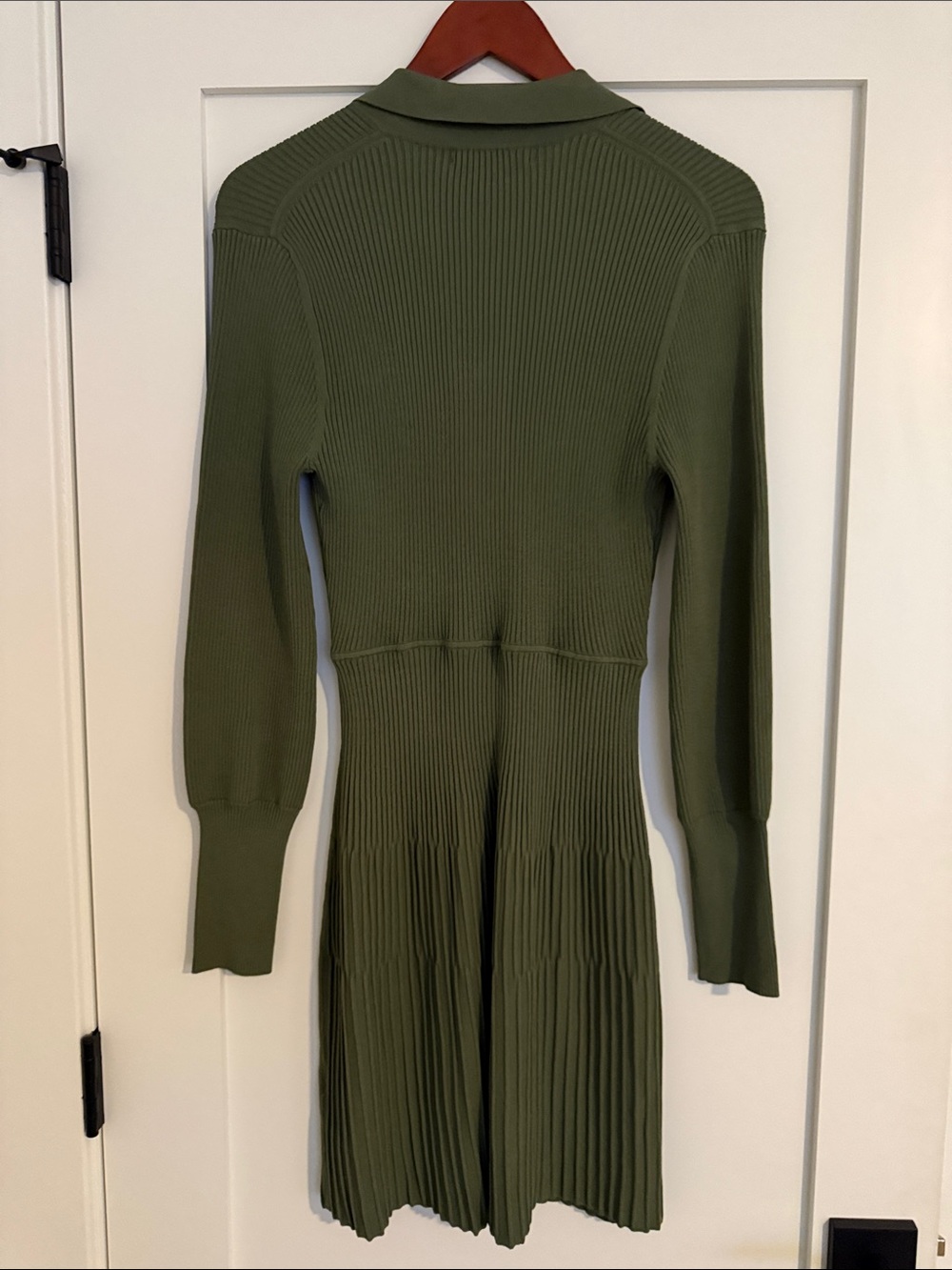 Veronica Beard Olive Green Ribbed Knit Mini Dress with Gold Buttons - Picture 5 of 7